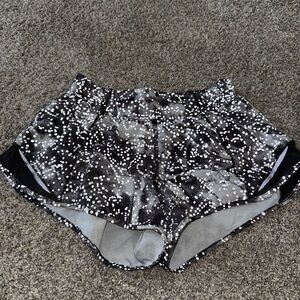 RARE HOTTY HOT REFLECTIVE SHORTS SIZE 4 2.5 INCH